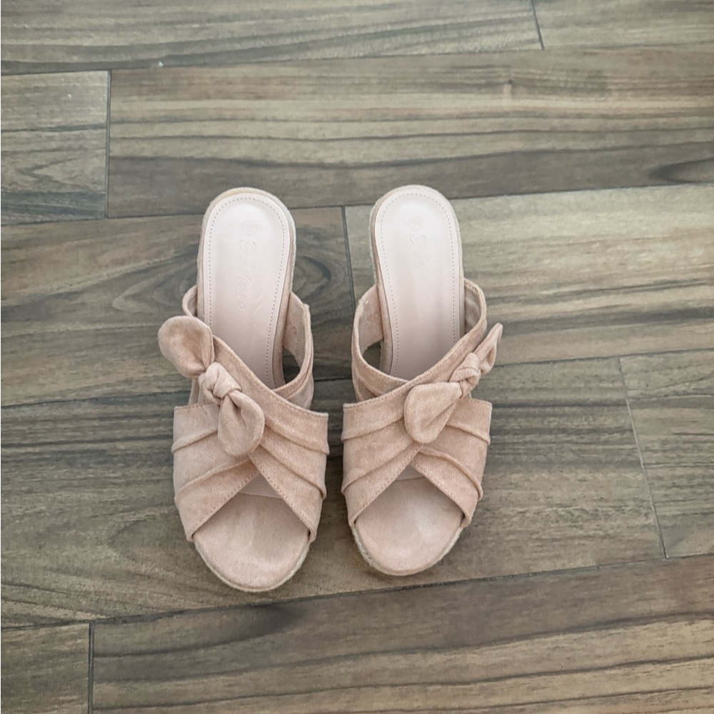 Wedge platform pink shoes